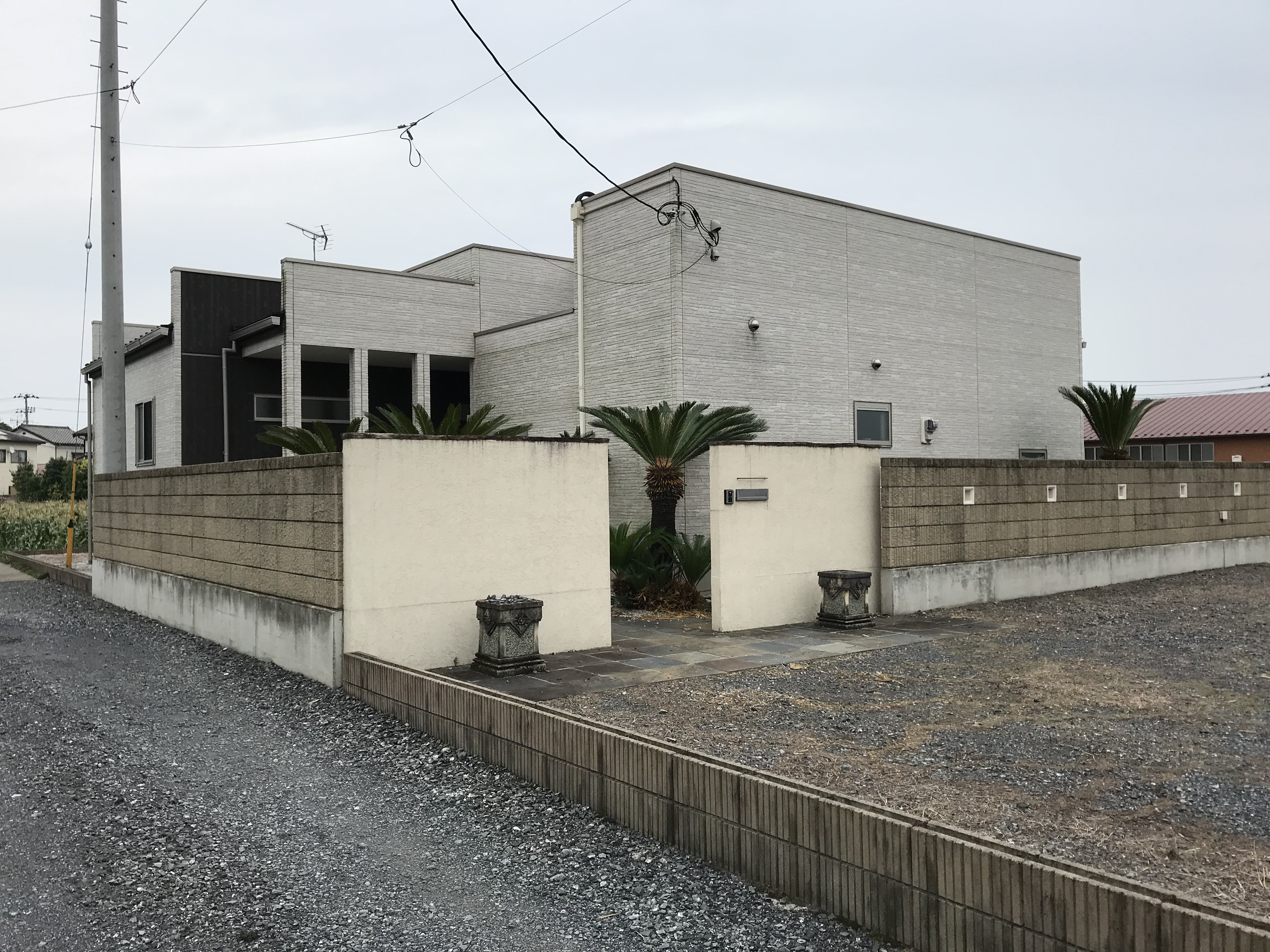 【投資物件】表面利回り10.6％　上里町七本木1900万平屋住宅　太陽光付き埼玉県児玉郡上里町七本木 JR高崎線神保原1900万円